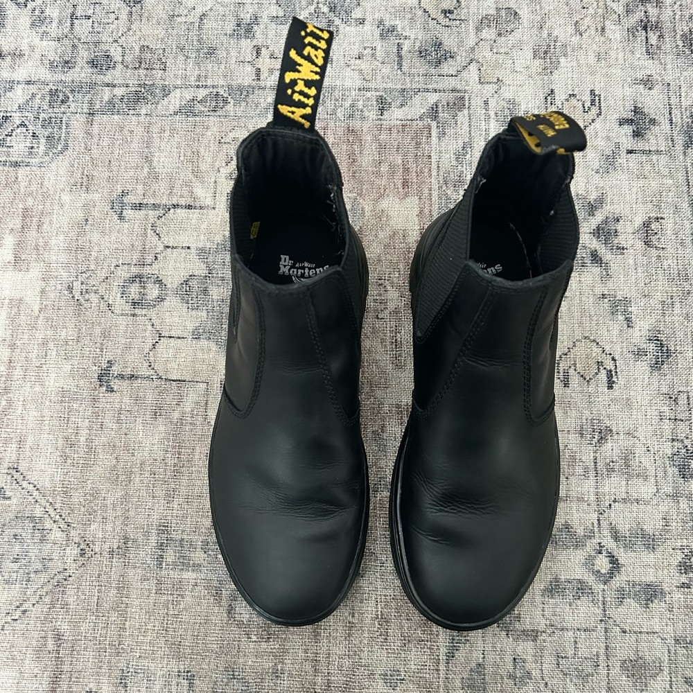 Women’s Doc Martens leather boots size 9